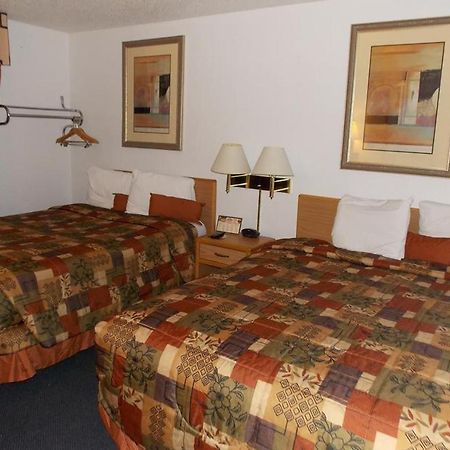 Norwood Inn And Suites - Minneapolis-St Paul Roseville Dış mekan fotoğraf