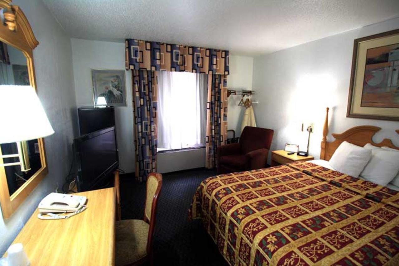 Norwood Inn And Suites - Minneapolis-St Paul Roseville Dış mekan fotoğraf