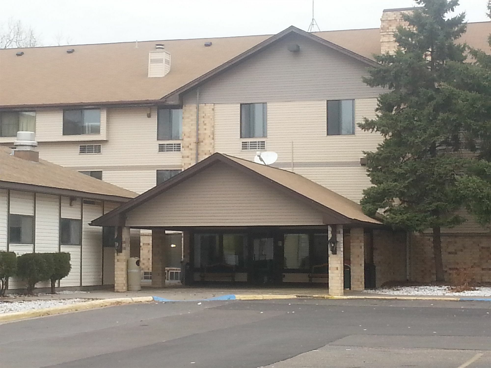 Norwood Inn And Suites - Minneapolis-St Paul Roseville Dış mekan fotoğraf