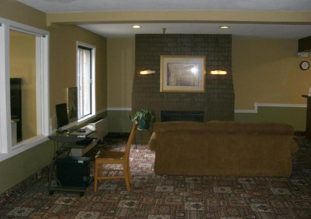 Norwood Inn And Suites - Minneapolis-St Paul Roseville Dış mekan fotoğraf