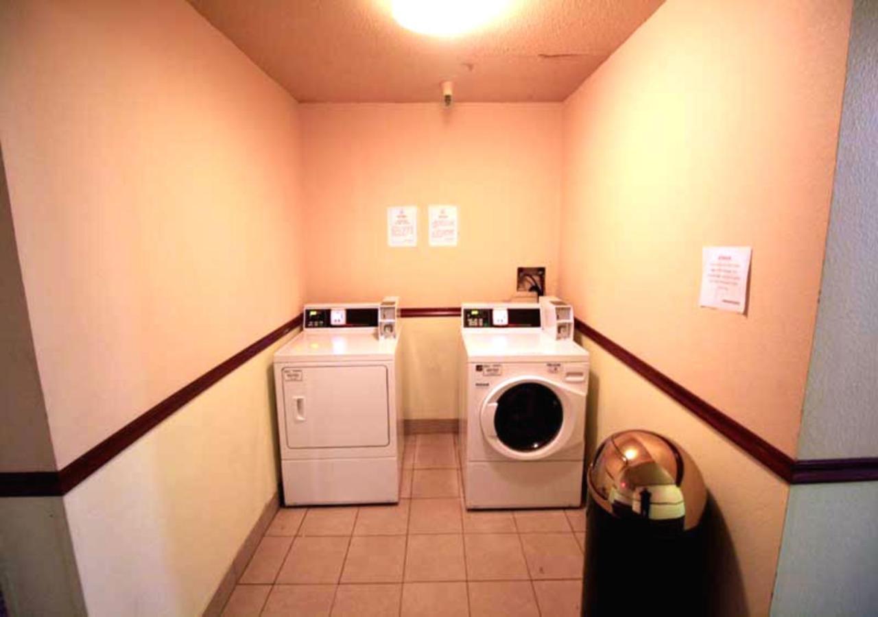 Norwood Inn And Suites - Minneapolis-St Paul Roseville Dış mekan fotoğraf