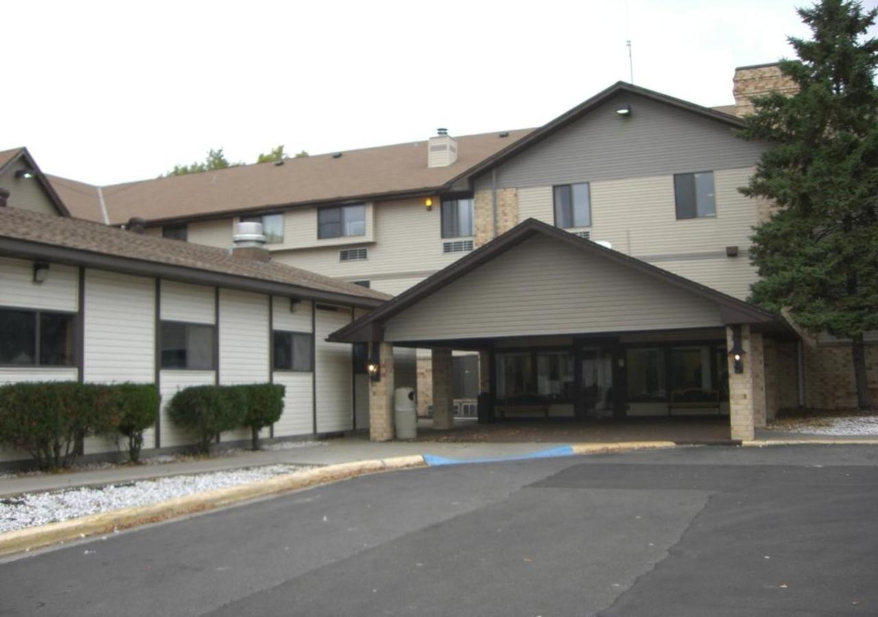 Norwood Inn And Suites - Minneapolis-St Paul Roseville Dış mekan fotoğraf